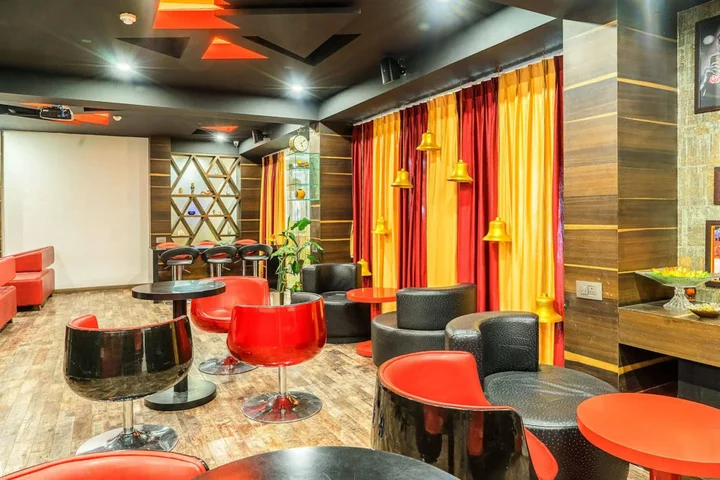 Ахмедабад: Super Inn Armoise Hotel