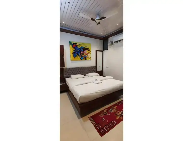 Лонда: State lodge, Dandeli