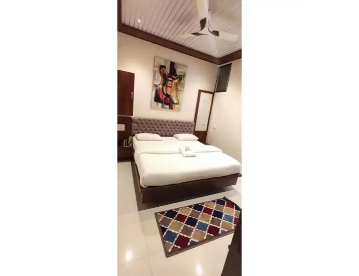 Лонда: State lodge, Dandeli