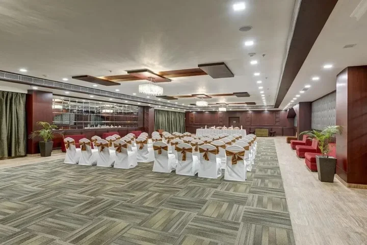 Асансол: The Fern Residency Galaxy Mall