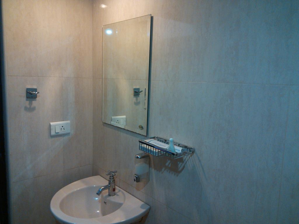 Мангалур: Hotel Veenu International