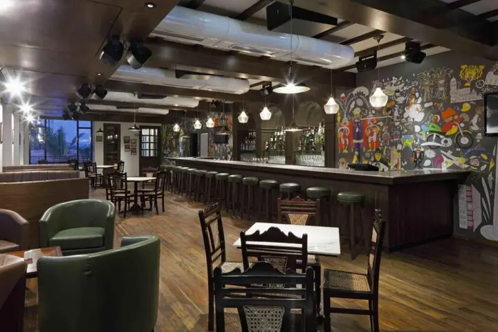 Кандолим: SinQ Party Hotel