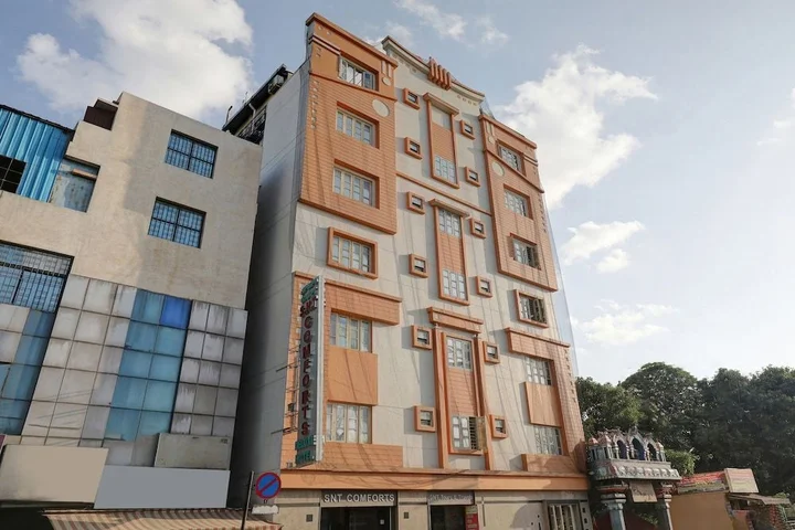 Бангалор: SNT Comforts Hotel
