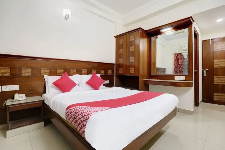 Бангалор: SNT Comforts Hotel