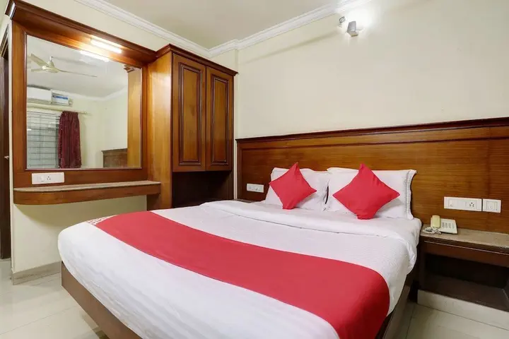 Бангалор: SNT Comforts Hotel