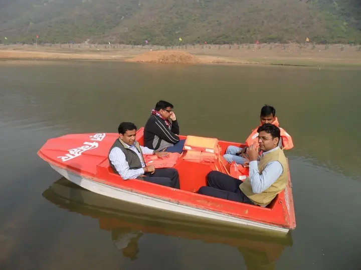 Раджгир: Rajgir Guest House