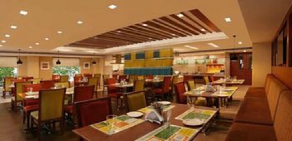 Ченнаи: Lemon Tree Hotel Shimona