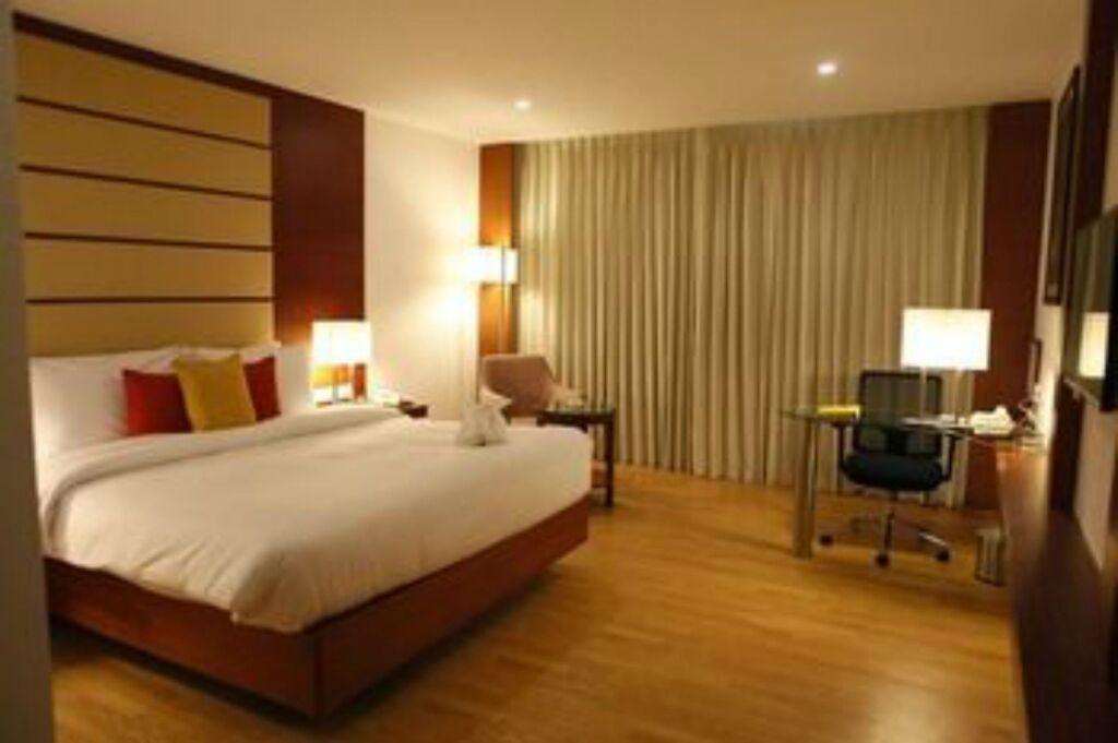 Ченнаи: Lemon Tree Hotel Shimona