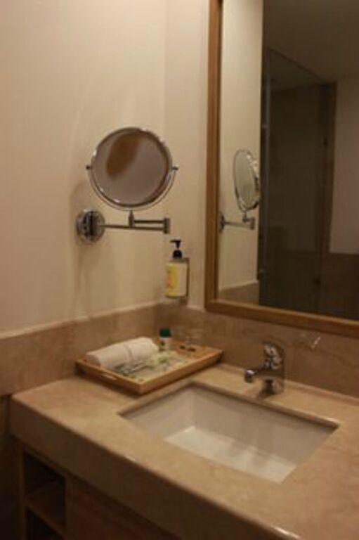 Ченнаи: Lemon Tree Hotel Shimona