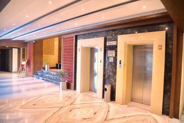 Батхинда: Hotel Sepal