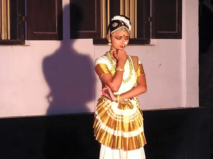 carousel image 2