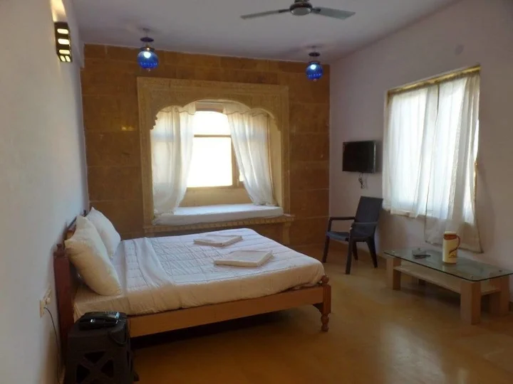 Джайсалмер: Abu Safari Jaisalmer