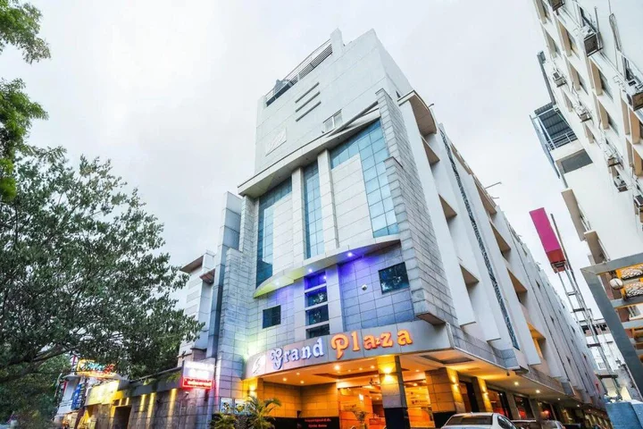 Коимбатур: Grand Plaza