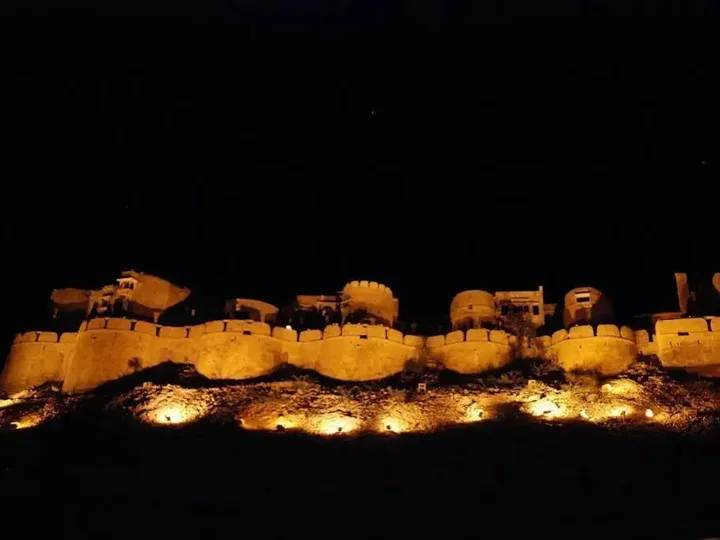 Каной: The Golden Camp