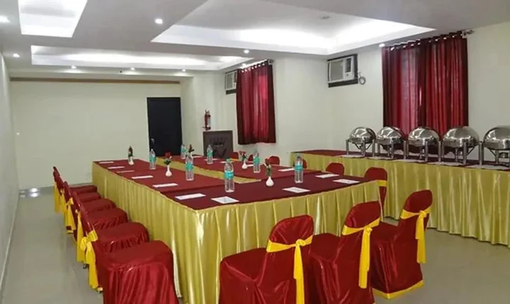 Ранчи: Hotel AVN Plaza