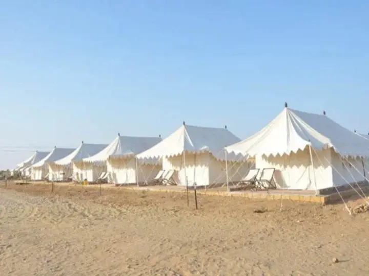 Каной: Camp Paradise