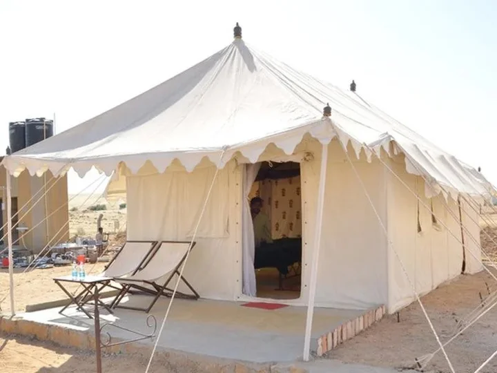 Каной: Camp Paradise