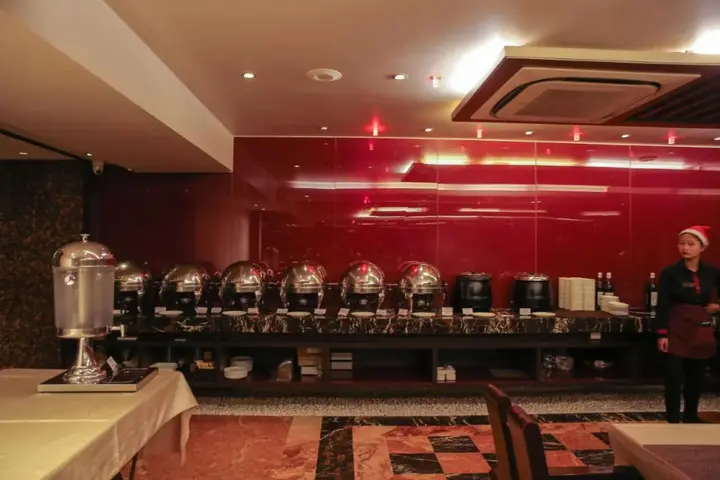 Раджкот: Bizz The Hotel