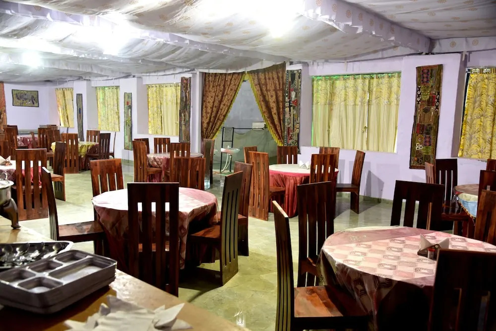 Каной: Mehar Adventure Safari Camp