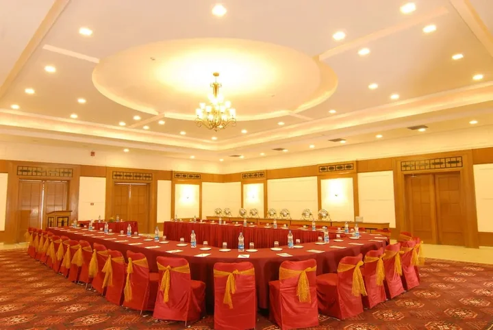 Ранчи: Chanakya BNR Hotel