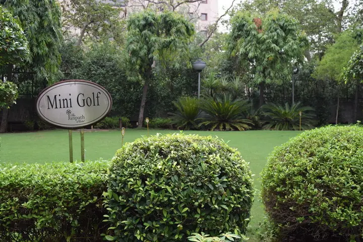 Нью-Дели: The Janpath Hotel