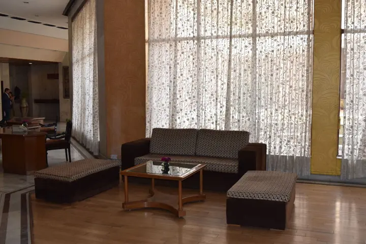 Нью-Дели: Hotel Samrat