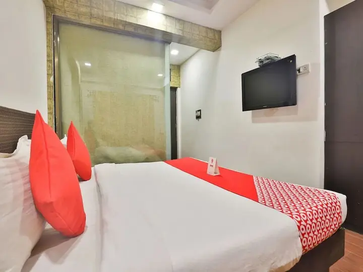 Вадодара: OYO Hotel Dash Continental