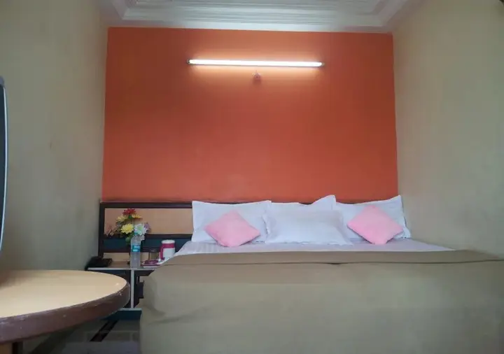 Hotel Chhaya- Foreign Guest Only — фото 4