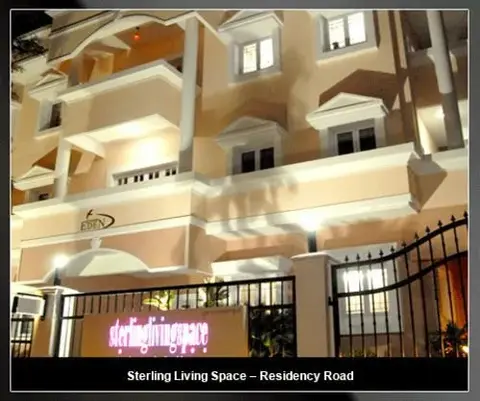 Бангалор: Sterling Living Space - Residency Road