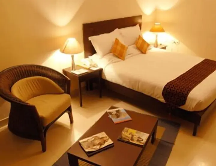 Бангалор: Sterling Living Space - Residency Road