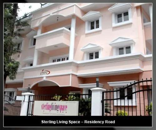 Бангалор: Sterling Living Space - Residency Road