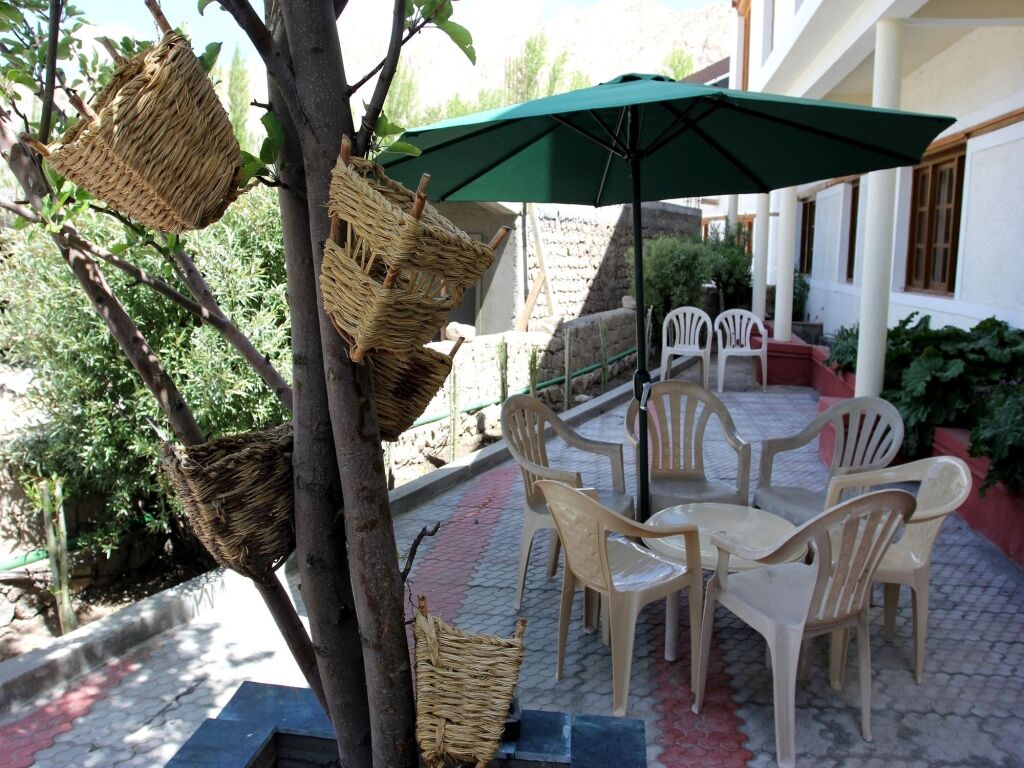 Лех: TIH Hotel Mahay Palace