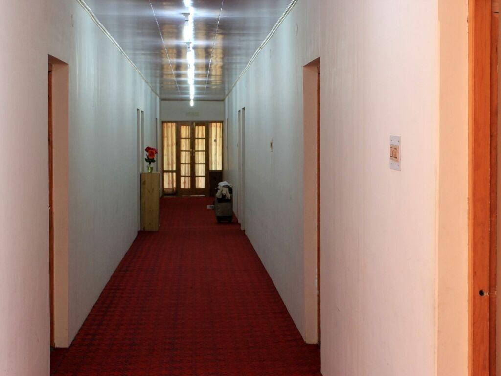 Лех: TIH Hotel Mahay Palace