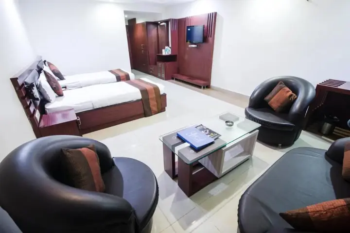 Ранчи: Hotel AVN Grand
