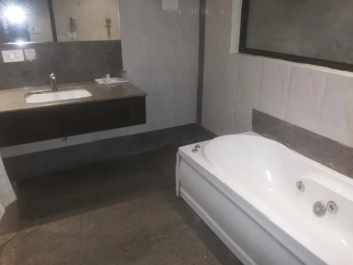 Хошиарпур: Hotel Amber Residency