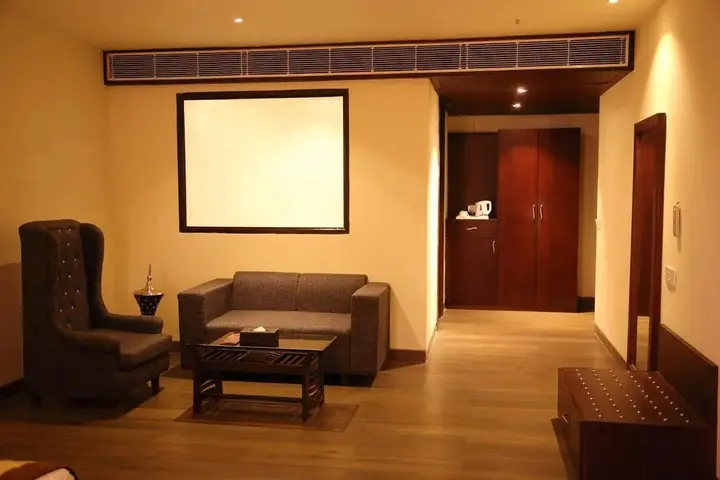Хошиарпур: Hotel Amber Residency