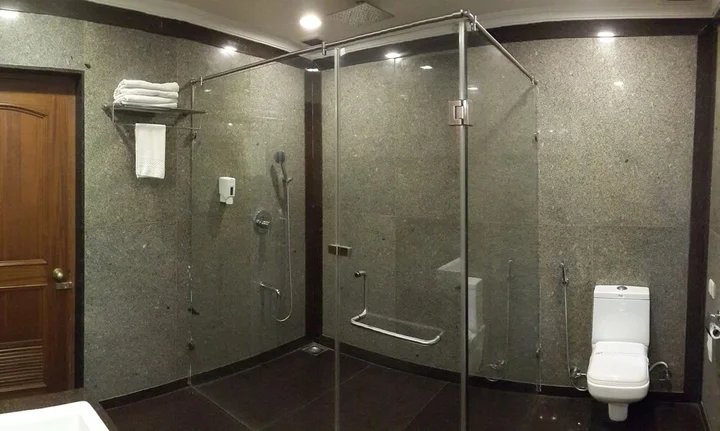 Джамнагар: Hotel Aram