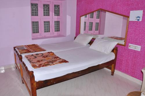 Хоспет: Thilak Home Stay