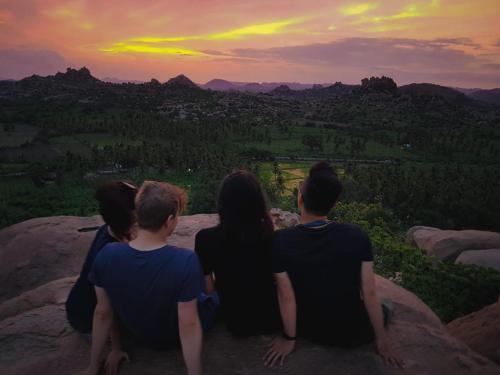 Хоспет: Thilak Home Stay