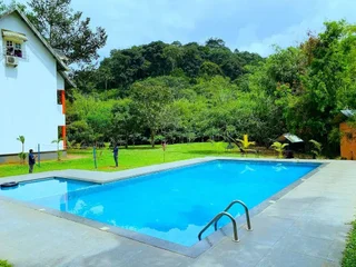Велламундра: Vythiri Greens Resort