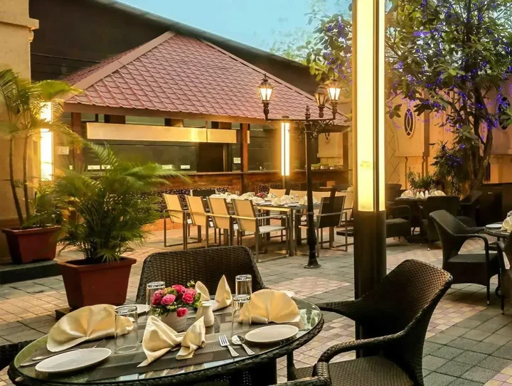Тхане: Golden Chariot Vasai - Hotel and Spa