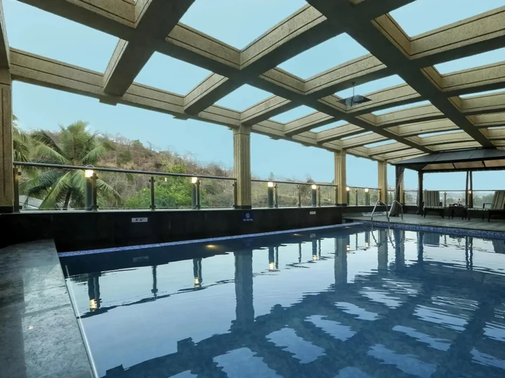 Тхане: Golden Chariot Vasai - Hotel and Spa