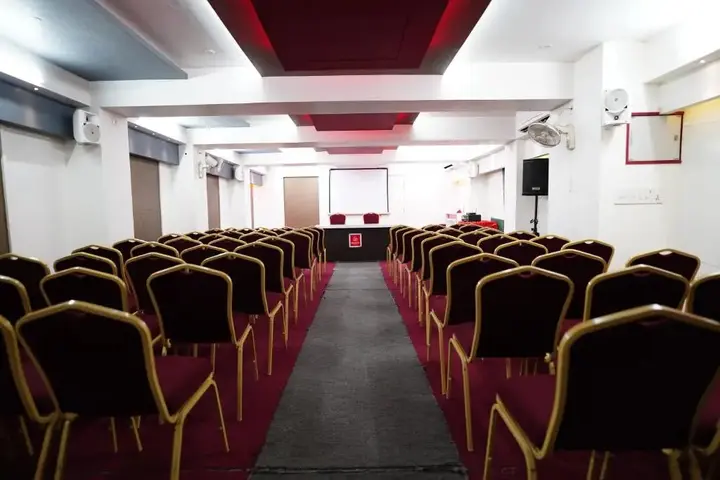 Кондотти: Emarald Hotel Calicut