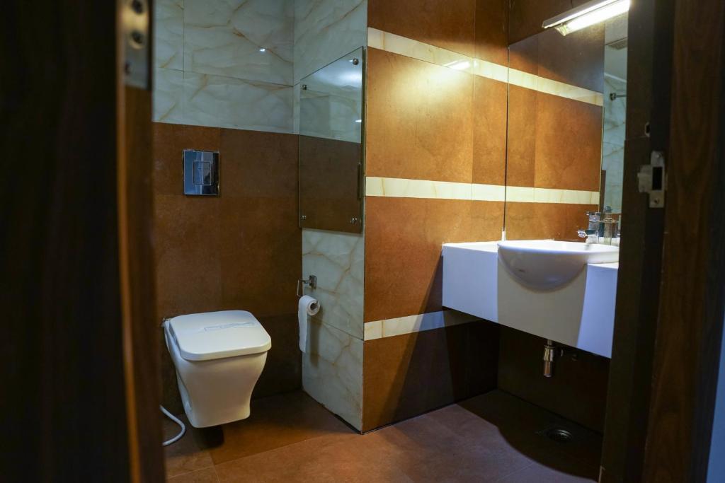 Кондотти: Emarald Hotel Calicut