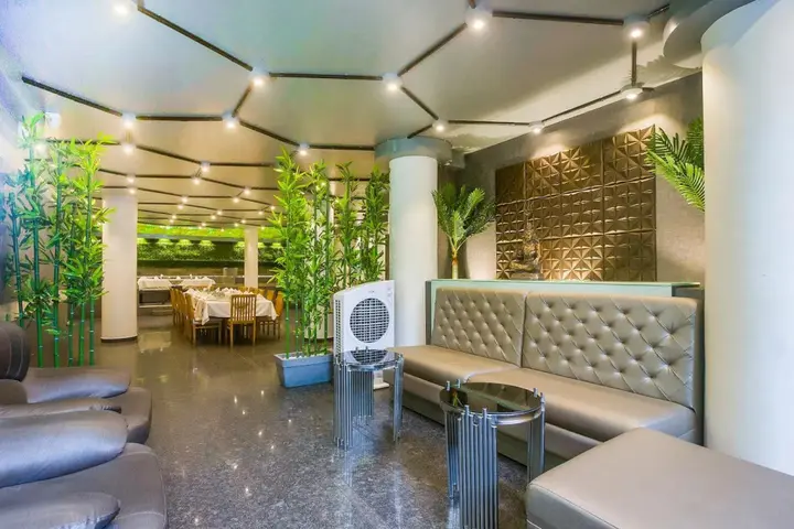 Нашик: OYO 10672 Hotel Riviera