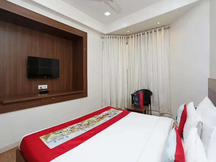 Нашик: OYO 10672 Hotel Riviera