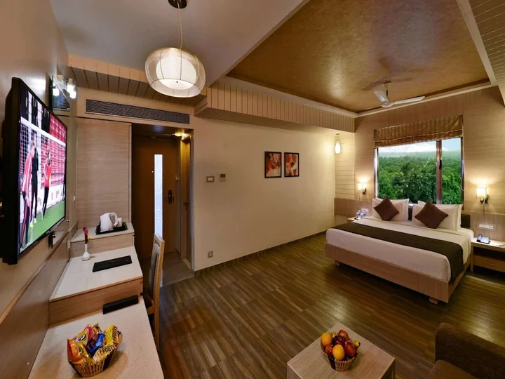 Сазан: Lords Resort Sasan Gir