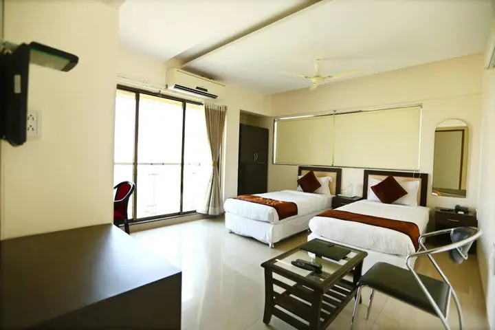 Мумбаи: Ontime Luxurious Apartments