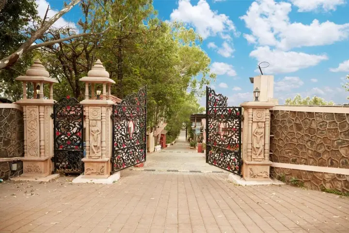 Олд-Махабалешвар: Summer Plaza Resort