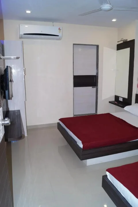 Ахмедабад: Shri Akshar Hotel